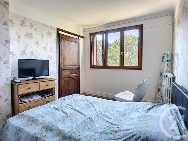 Afficher la photo en grand Appartement F4 à vendre - 4 pièces - 67.17 m2 - ARGENTEUIL - 95 - ILE-DE-FRANCE - Century 21 Promo 95