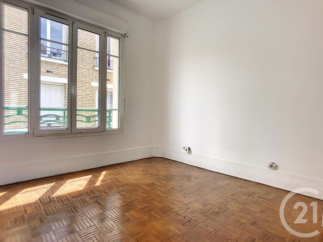 Afficher la photo en grand Appartement F4 à vendre - 5 pièces - 68.69 m2 - ARGENTEUIL - 95 - ILE-DE-FRANCE - Century 21 Promo 95