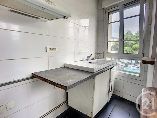 Afficher la photo en grand Appartement F4 à vendre - 5 pièces - 68.69 m2 - ARGENTEUIL - 95 - ILE-DE-FRANCE - Century 21 Promo 95
