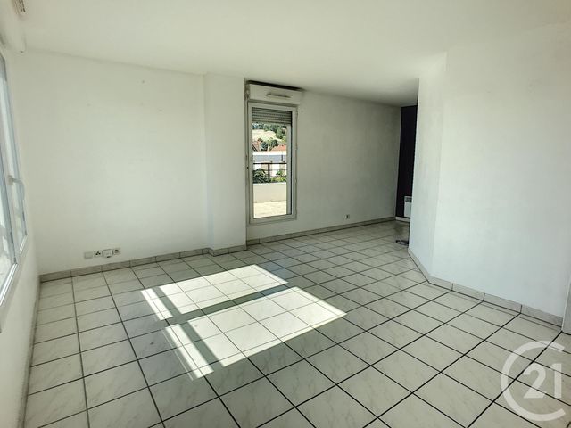 Appartement F3 à vendre - 3 pièces - 66.47 m2 - ARGENTEUIL - 95 - ILE-DE-FRANCE - Century 21 Promo 95 Appartement F3 à vendre - 3 pièces - 66.47 m2 - ARGENTEUIL - 95 - ILE-DE-FRANCE - Century 21 Promo 95