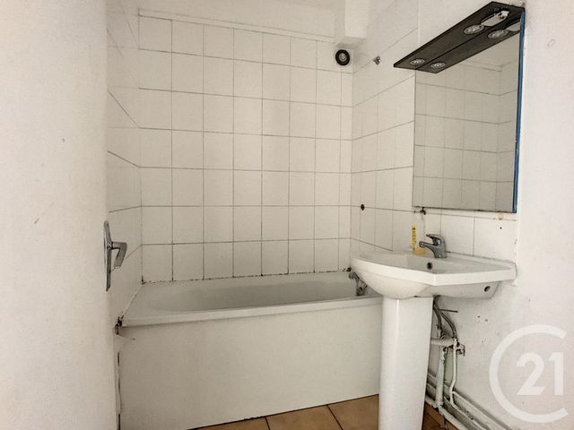 Afficher la photo en grand Appartement F3 à vendre - 3 pièces - 64.5 m2 - ARGENTEUIL - 95 - ILE-DE-FRANCE - Century 21 Promo 95