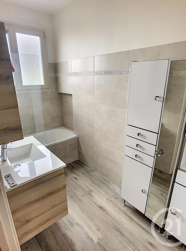 Appartement F4 à vendre - 4 pièces - 80.0 m2 - ARGENTEUIL - 95 - ILE-DE-FRANCE - Century 21 Promo 95 Appartement F4 à vendre - 4 pièces - 80.0 m2 - ARGENTEUIL - 95 - ILE-DE-FRANCE - Century 21 Promo 95
