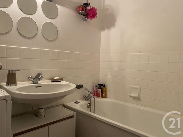 Appartement F2 à vendre - 2 pièces - 54.31 m2 - ARGENTEUIL - 95 - ILE-DE-FRANCE - Century 21 Promo 95 Appartement F2 à vendre - 2 pièces - 54.31 m2 - ARGENTEUIL - 95 - ILE-DE-FRANCE - Century 21 Promo 95