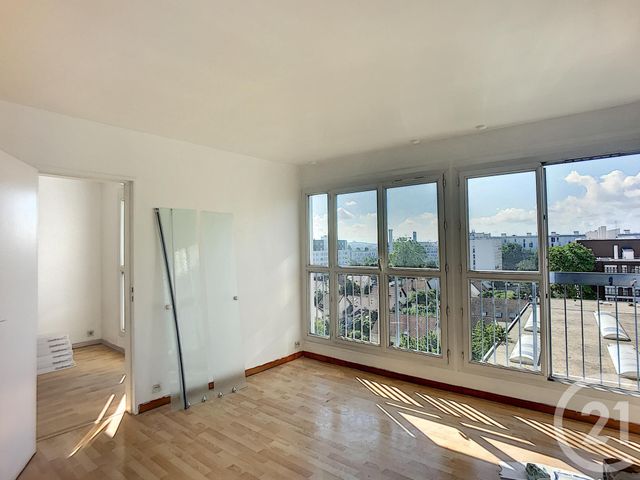 Afficher la photo en grand Appartement F2 à vendre - 2 pièces - 43.98 m2 - ARGENTEUIL - 95 - ILE-DE-FRANCE - Century 21 Promo 95