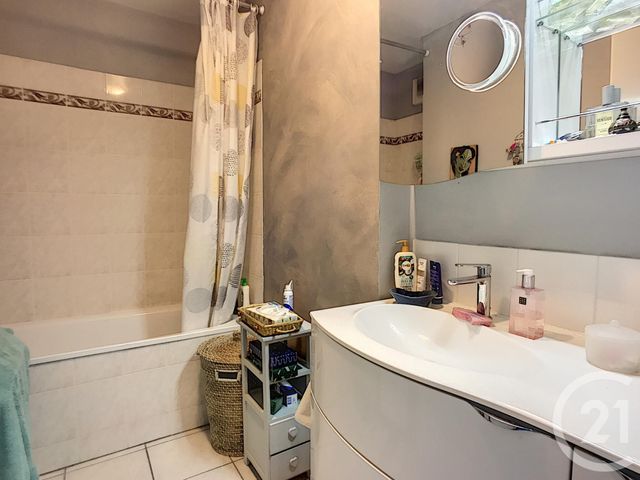 Afficher la photo en grand Appartement F4 à vendre - 4 pièces - 73.14 m2 - ARGENTEUIL - 95 - ILE-DE-FRANCE - Century 21 Promo 95