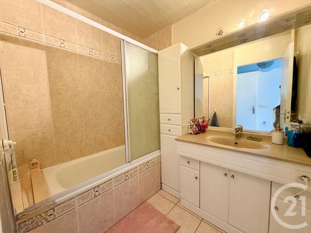 Appartement F3 à vendre - 2 pièces - 59.37 m2 - ARGENTEUIL - 95 - ILE-DE-FRANCE - Century 21 Promo 95
