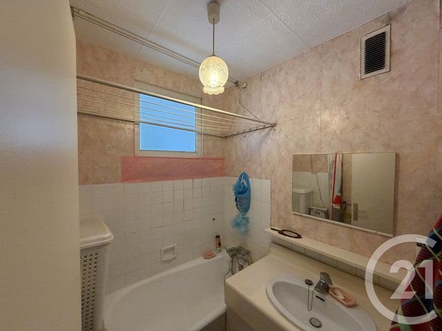 Appartement F3 à vendre - 3 pièces - 58.47 m2 - ARGENTEUIL - 95 - ILE-DE-FRANCE - Century 21 Promo 95