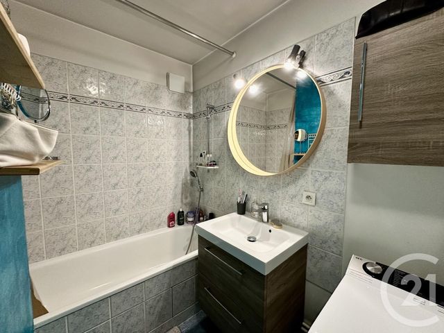 Afficher la photo en grand Appartement F4 à vendre - 4 pièces - 85.32 m2 - ARGENTEUIL - 95 - ILE-DE-FRANCE - Century 21 Promo 95