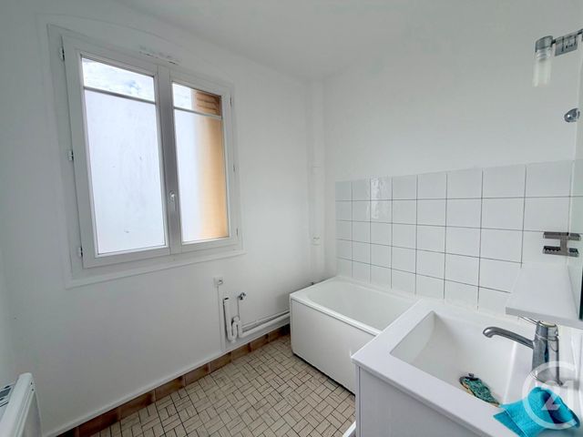 Appartement F3 à vendre - 3 pièces - 53.68 m2 - ARGENTEUIL - 95 - ILE-DE-FRANCE - Century 21 Promo 95