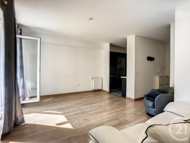Afficher la photo en grand Appartement F3 à louer - 3 pièces - 64.83 m2 - ARGENTEUIL - 95 - ILE-DE-FRANCE - Century 21 Promo 95