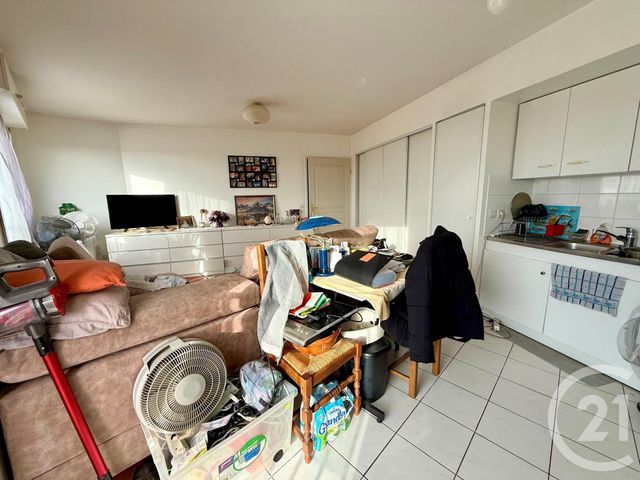 Afficher la photo en grand Appartement F2 à vendre - 2 pièces - 43.66 m2 - ARGENTEUIL - 95 - ILE-DE-FRANCE - Century 21 Promo 95