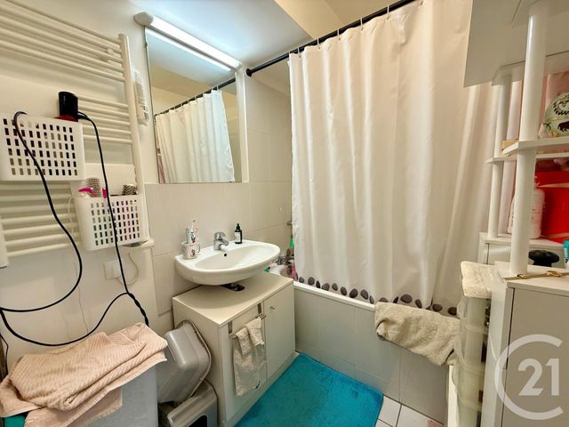 Afficher la photo en grand Appartement F2 à vendre - 2 pièces - 43.66 m2 - ARGENTEUIL - 95 - ILE-DE-FRANCE - Century 21 Promo 95