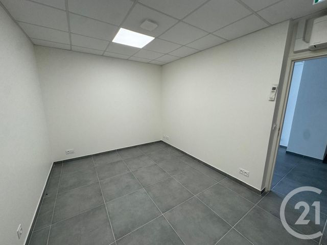 entreprise à louer - 68.06 m2 - COLOMBES - 92 - ILE-DE-FRANCE - Century 21 Promo 95