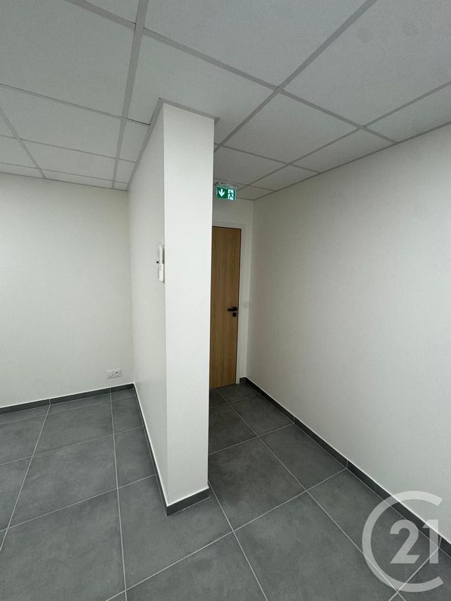 entreprise à louer - 68.06 m2 - COLOMBES - 92 - ILE-DE-FRANCE - Century 21 Promo 95