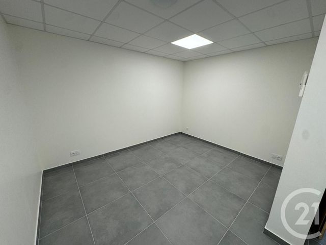 entreprise à louer - 68.06 m2 - COLOMBES - 92 - ILE-DE-FRANCE - Century 21 Promo 95