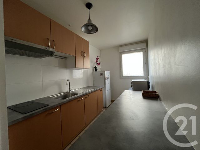 Appartement à louer - 2 pièces - 54.3 m2 - MONTESSON - 78 - ILE-DE-FRANCE - Century 21 Promo 95