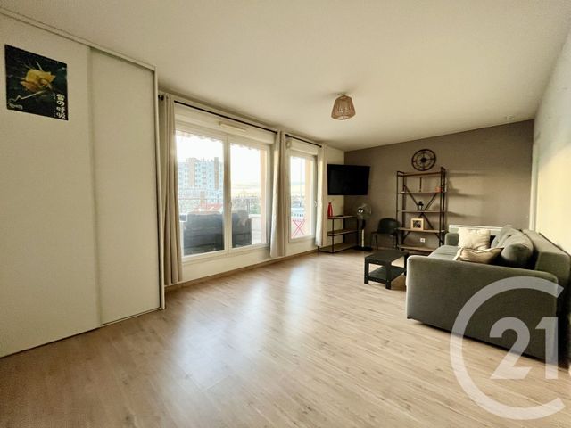 Appartement F2 à louer - 2 pièces - 44.94 m2 - EPINAY SUR SEINE - 93 - ILE-DE-FRANCE - Century 21 Promo 95