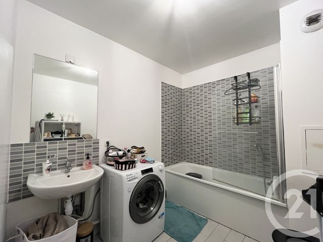 Appartement à louer - 2 pièces - 42.6 m2 - ARGENTEUIL - 95 - ILE-DE-FRANCE - Century 21 Promo 95