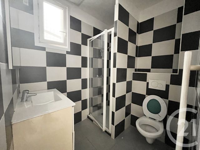 Appartement F2 à louer - 2 pièces - 24.38 m2 - SARTROUVILLE - 78 - ILE-DE-FRANCE - Century 21 Promo 95