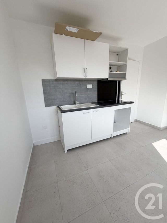 Appartement F2 à louer - 2 pièces - 35.23 m2 - MONTESSON - 78 - ILE-DE-FRANCE - Century 21 Promo 95