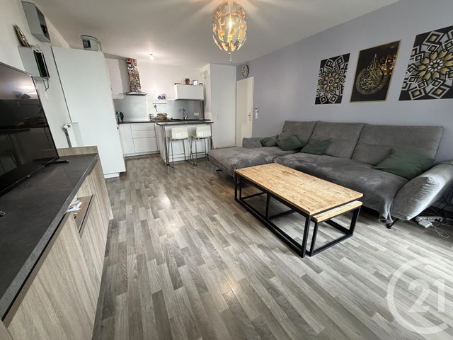 Appartement F3 à louer - 3 pièces - 61.09 m2 - SARTROUVILLE - 78 - ILE-DE-FRANCE - Century 21 Promo 95