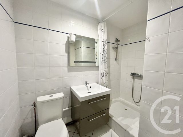 Appartement F4 à louer - 4 pièces - 85.43 m2 - SARTROUVILLE - 78 - ILE-DE-FRANCE - Century 21 Promo 95