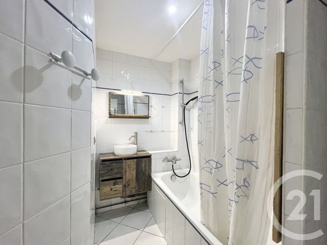 Appartement F4 à louer - 4 pièces - 85.43 m2 - SARTROUVILLE - 78 - ILE-DE-FRANCE - Century 21 Promo 95