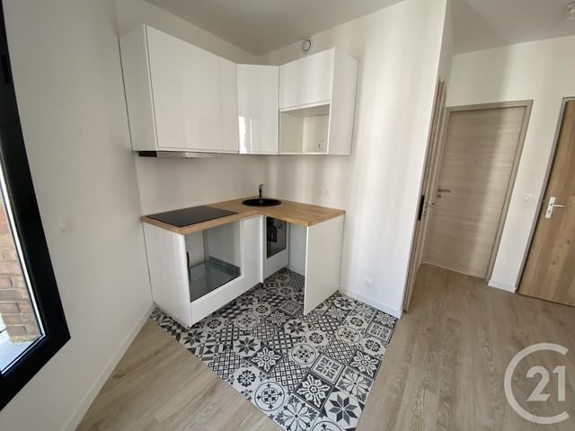 Appartement F2 à louer - 2 pièces - 25.68 m2 - SARTROUVILLE - 78 - ILE-DE-FRANCE - Century 21 Promo 95