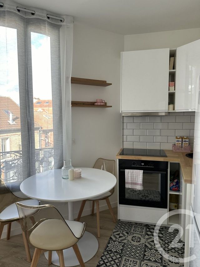 Appartement F2 à louer - 2 pièces - 25.68 m2 - SARTROUVILLE - 78 - ILE-DE-FRANCE - Century 21 Promo 95