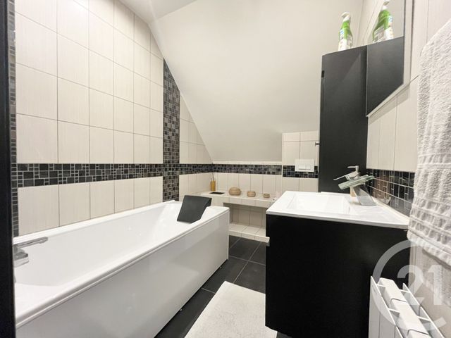 maison à louer - 6 pièces - 152.13 m2 - ARGENTEUIL - 95 - ILE-DE-FRANCE - Century 21 Promo 95