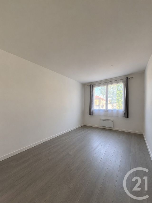 Appartement F3 à vendre - 3 pièces - 57.59 m2 - ARGENTEUIL - 95 - ILE-DE-FRANCE - Century 21 Promo 95