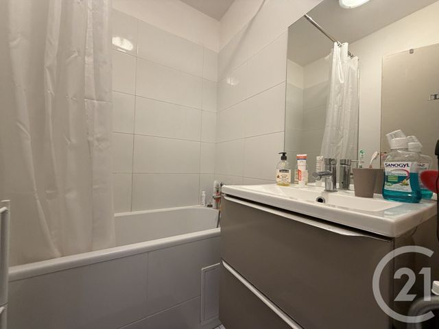 Appartement F3 à vendre - 3 pièces - 57.59 m2 - ARGENTEUIL - 95 - ILE-DE-FRANCE - Century 21 Promo 95