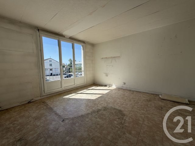 Appartement F2 à vendre - 2 pièces - 43.1 m2 - ARGENTEUIL - 95 - ILE-DE-FRANCE - Century 21 Promo 95