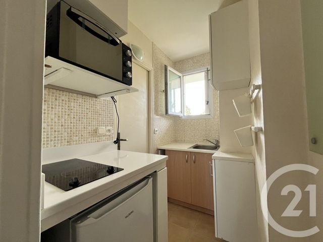 Appartement F1 à louer - 1 pièce - 29.03 m2 - ERMONT - 95 - ILE-DE-FRANCE - Century 21 Promo 95