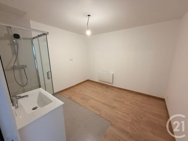 Appartement F1 à louer - 2 pièces - 47.91 m2 - MONTESSON - 78 - ILE-DE-FRANCE - Century 21 Promo 95
