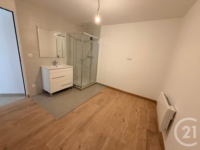 Appartement F1 à louer - 2 pièces - 47.91 m2 - MONTESSON - 78 - ILE-DE-FRANCE - Century 21 Promo 95