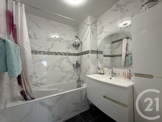 Appartement F4 à vendre - 4 pièces - 68.12 m2 - ARGENTEUIL - 95 - ILE-DE-FRANCE - Century 21 Promo 95