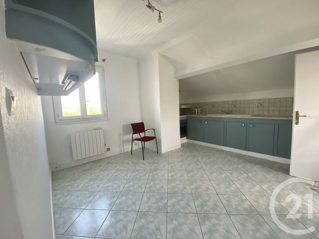 Appartement F2 à louer - 2 pièces - 32.3 m2 - ARGENTEUIL - 95 - ILE-DE-FRANCE - Century 21 Promo 95