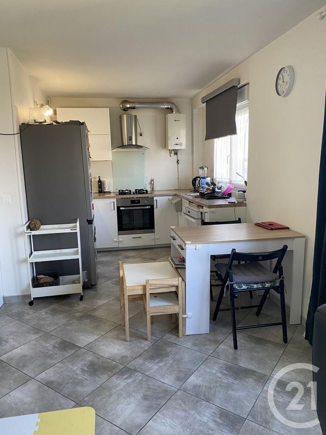 Appartement F3 à louer - 3 pièces - 54.23 m2 - ARGENTEUIL - 95 - ILE-DE-FRANCE - Century 21 Promo 95